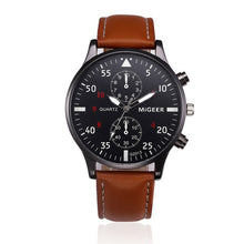 Load image into Gallery viewer, Retro Design Leather Band Analog Men Watch